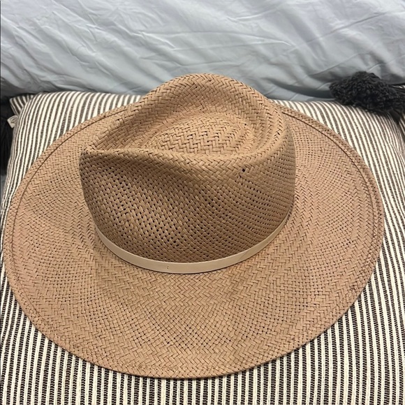 Janessa Leone Valentine Woven Hat - Picture 3 of 6